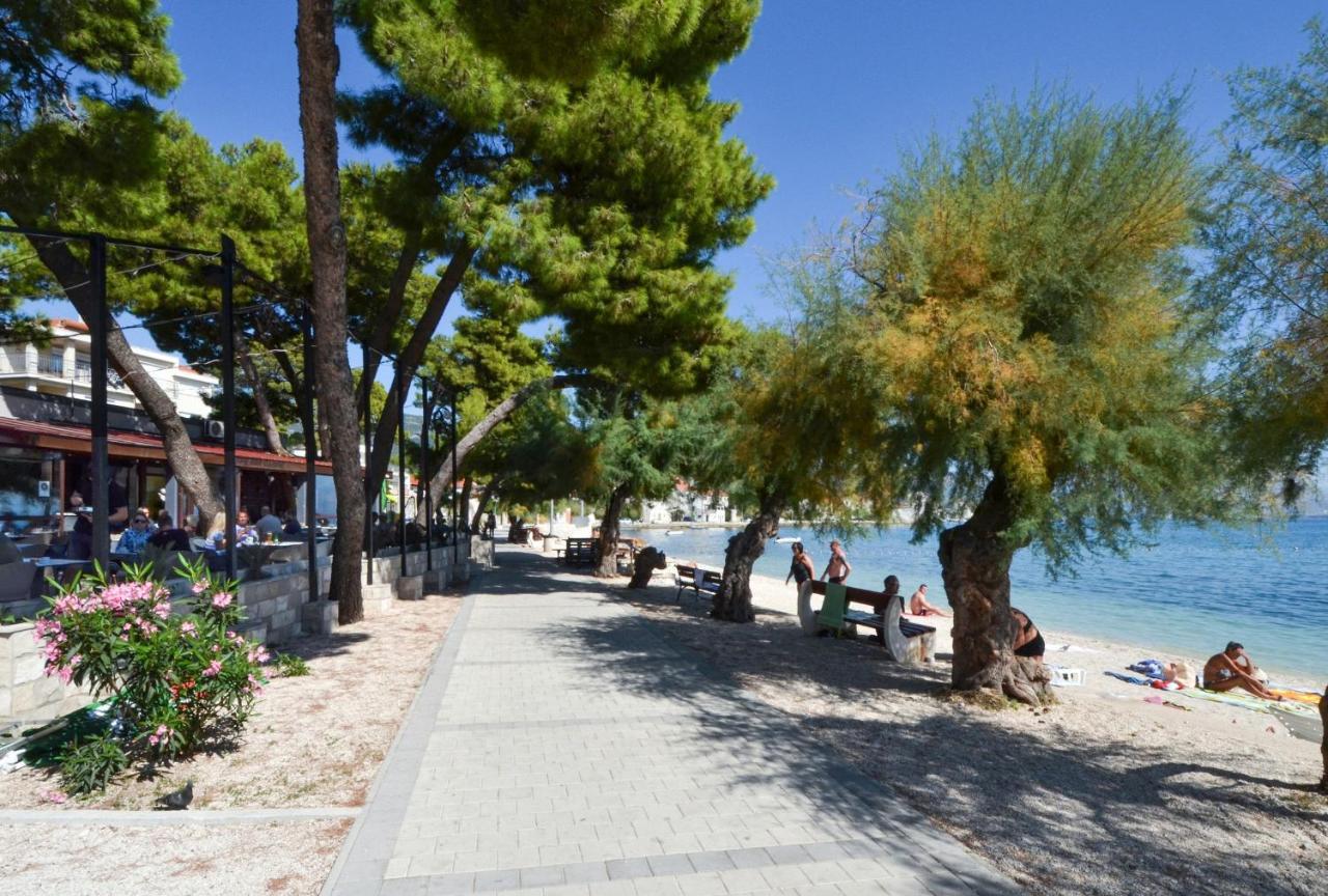 Luxury Apartment White Crystal Kastela Bagian luar foto