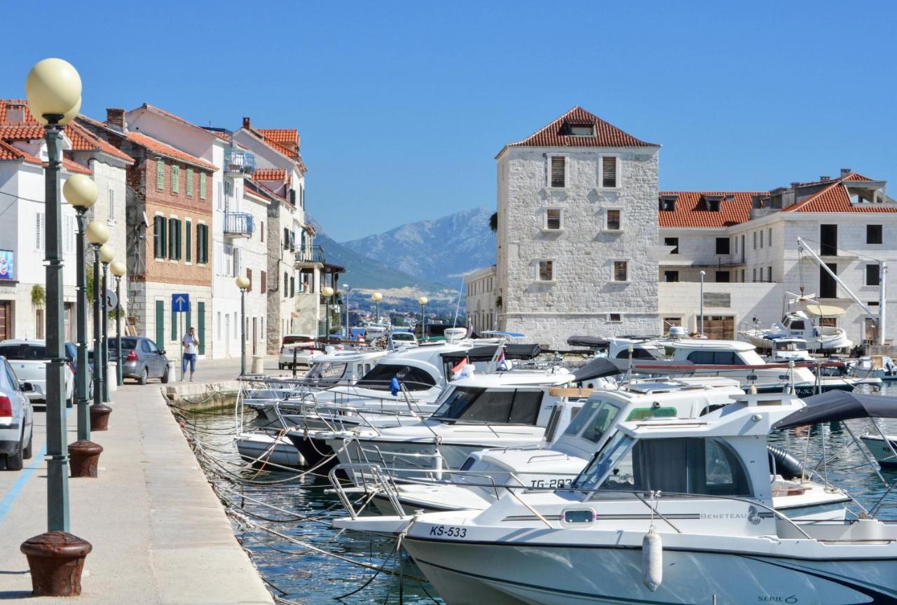 Luxury Apartment White Crystal Kastela Bagian luar foto