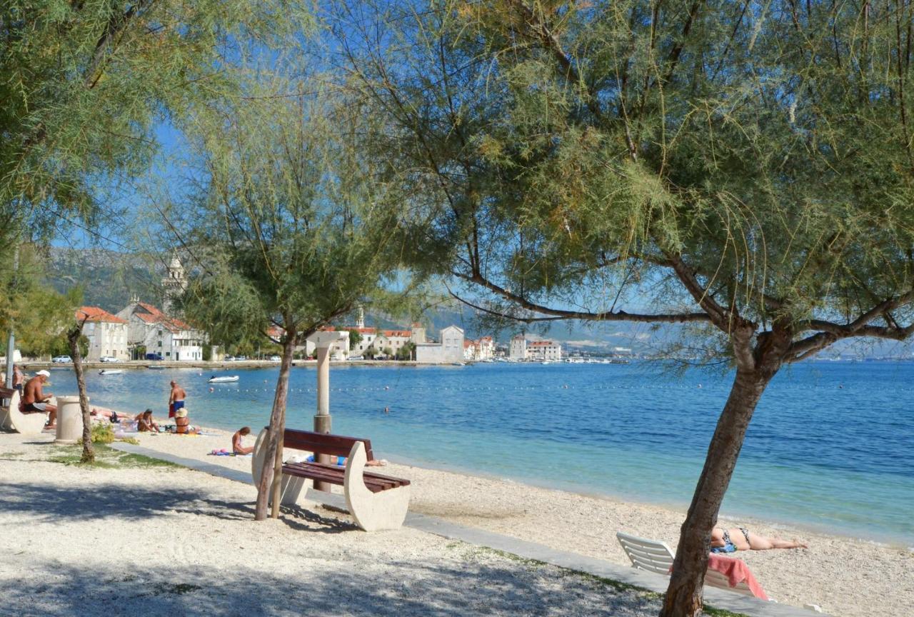 Luxury Apartment White Crystal Kastela Bagian luar foto